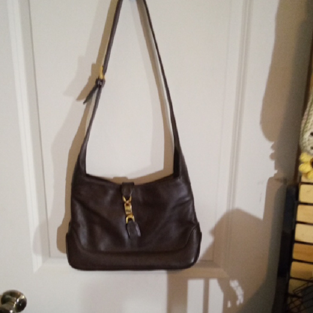 Giani Bernini Preppy Dark Brown Leather Shoulder Bag Medium Gold Hardware.